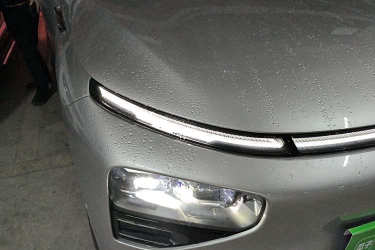 Used XPeng G9 2024 702 Max Right Front Headlight