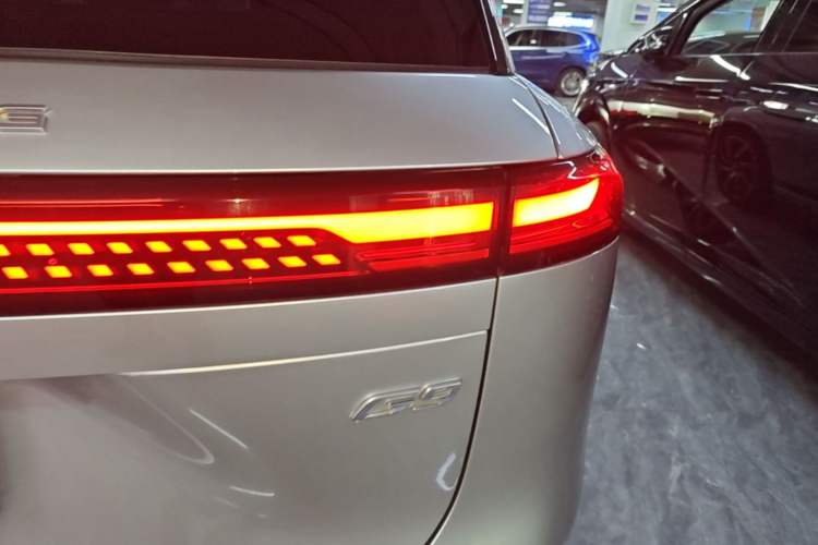 Used XPeng G9 2024 570 Max Right Rear Taillight