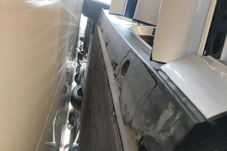 Used XPeng G9 2024 702 Max Right Side Sill