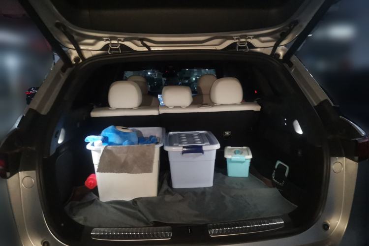 Used XPeng G9 2024 570 Max Trunk