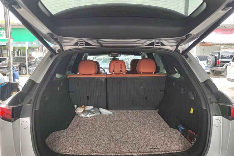 Used XPeng G9 2024 702 Max Trunk