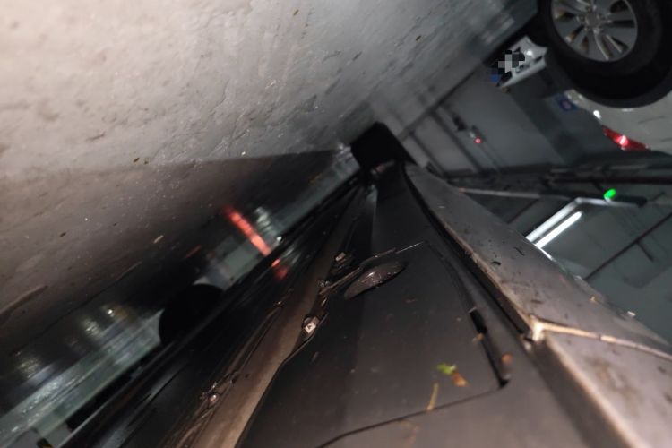 Used XPeng G9 2024 570 Max Chassis Front Right