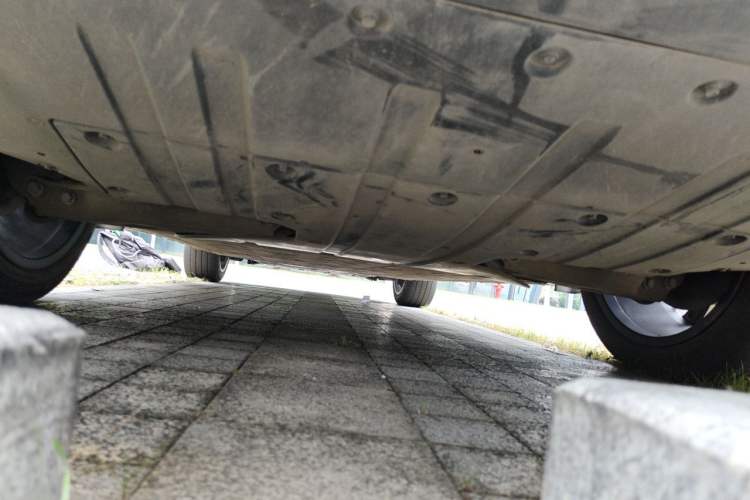 Used XPeng G9 2024 570 Max Chassis Rear