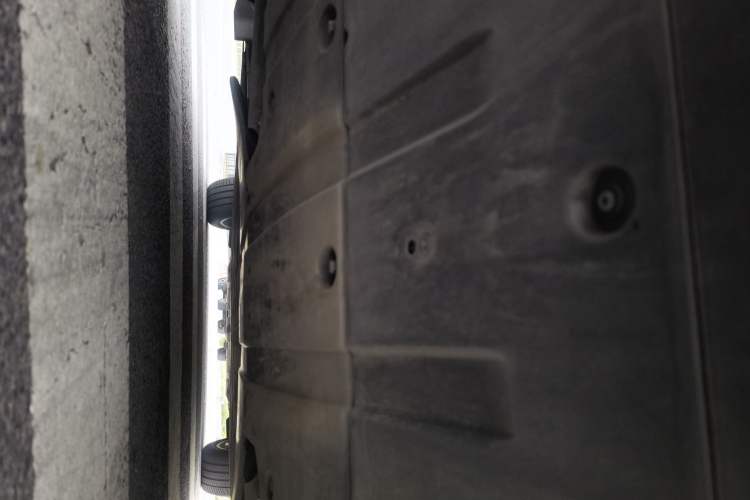 Used XPeng G9 2024 702 Max Chassis Rear