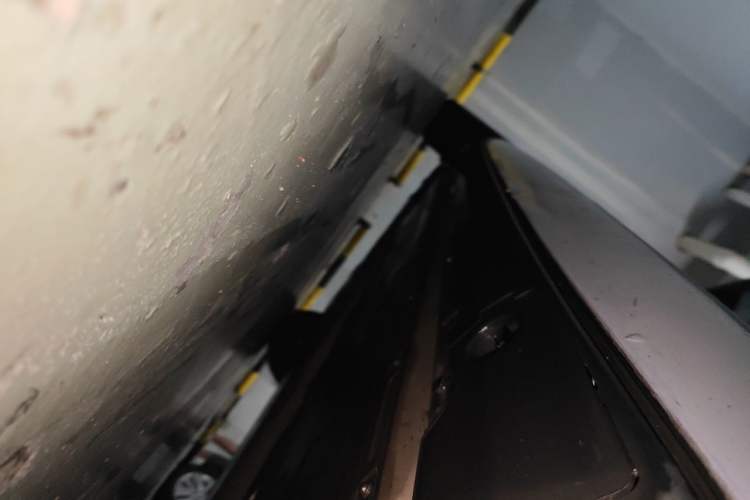 Used XPeng G9 2024 570 Max Chassis Rear Left