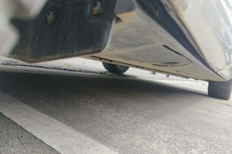 Used XPeng G9 2024 570 Pro Chassis Rear Right