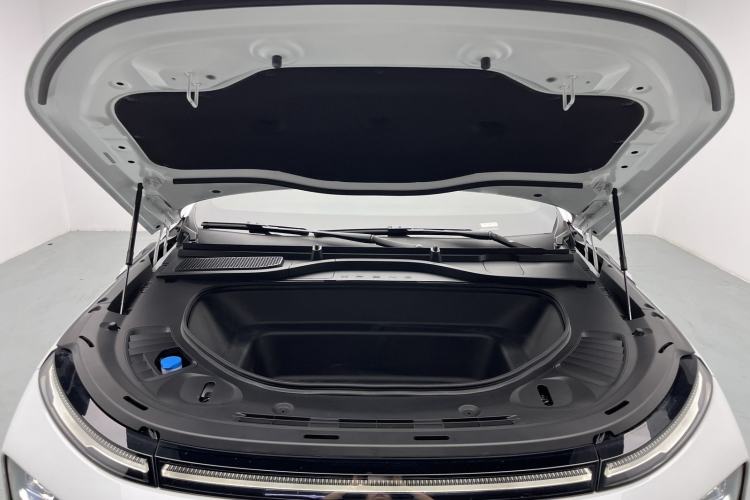 Used XPeng G9 2024 570 Pro Engine Bay