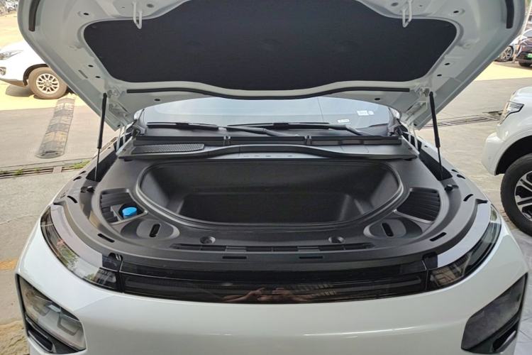 Used XPeng G9 2024 650 Max Engine Bay