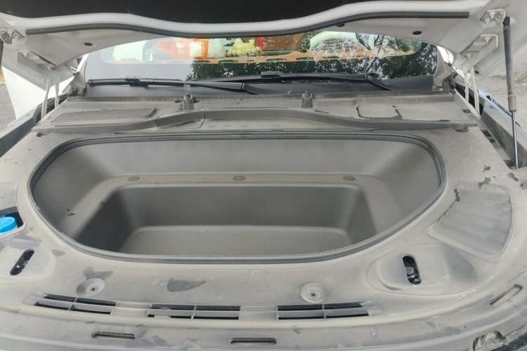 Used XPeng G9 2024 570 Pro Engine Bay
