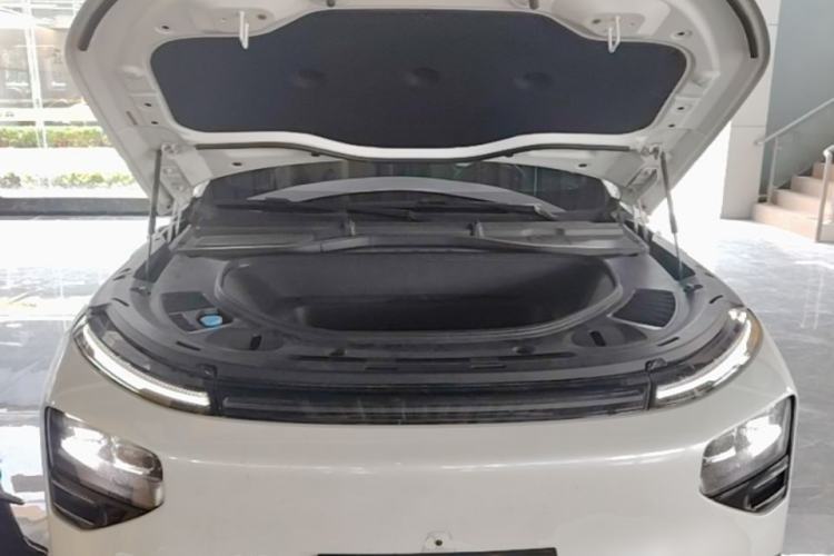 Used XPeng G9 2024 570 Max Engine Bay