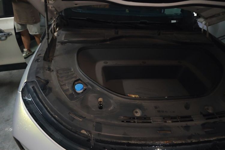 Used XPeng G9 2024 570 Max Engine Bay Right