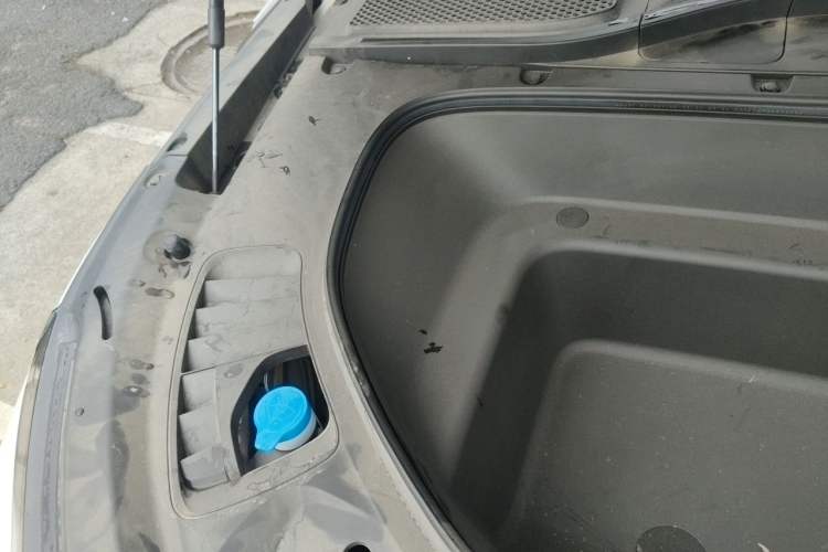 Used XPeng G9 2024 570 Pro Engine Bay Right