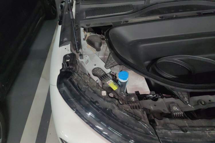 Used XPeng G9 2024 570 Max Engine Bay Right