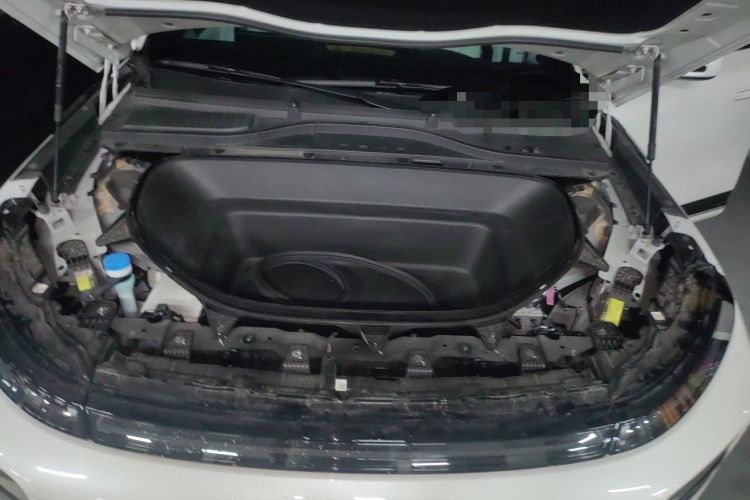 Used XPeng G9 2024 570 Max Engine Bay