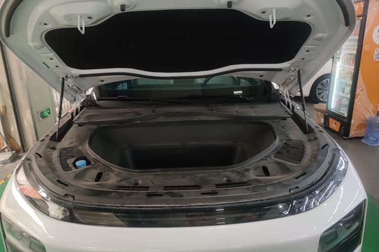 Used XPeng G9 2024 570 Pro Engine Bay