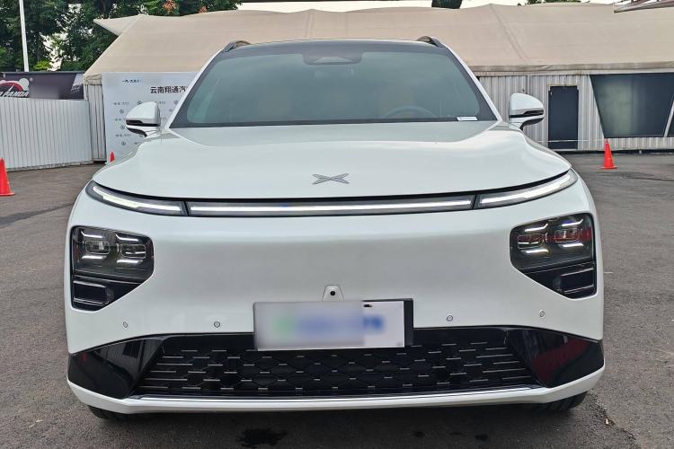 Used XPeng G9 2024 570 Max Exterior 1