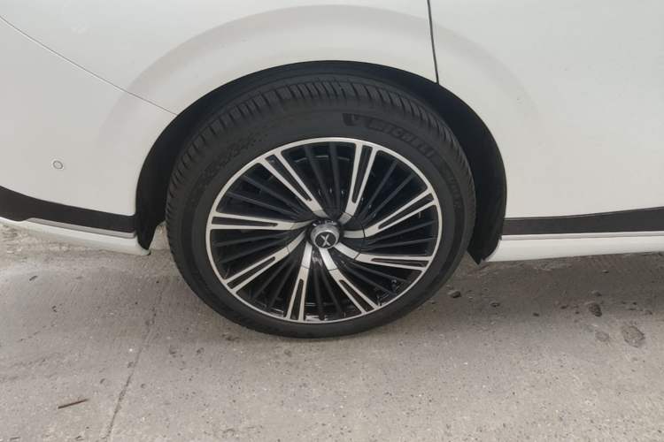 Used XPeng G9 2024 702 Max Exterior 5