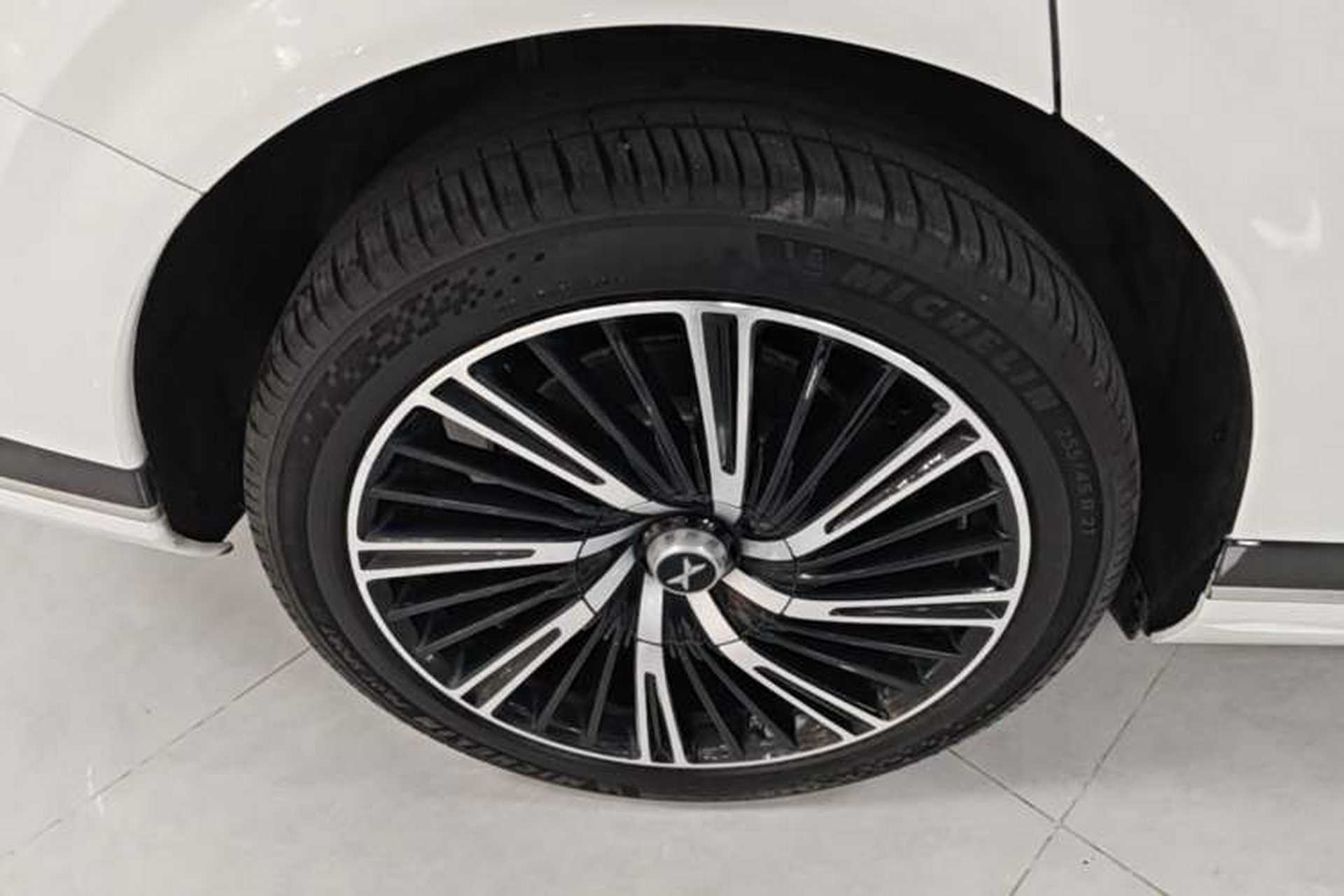 Used XPeng G9 2024 702 Max Exterior 5