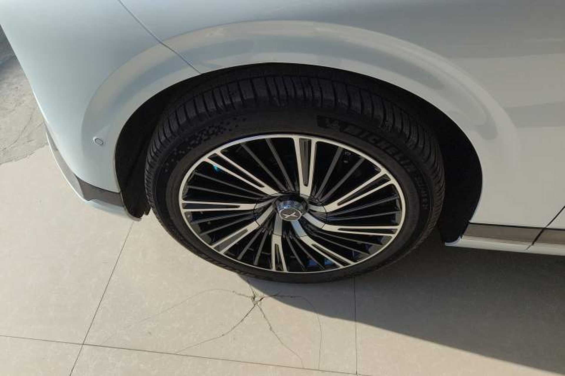 Used XPeng G9 2024 570 Max Exterior 7