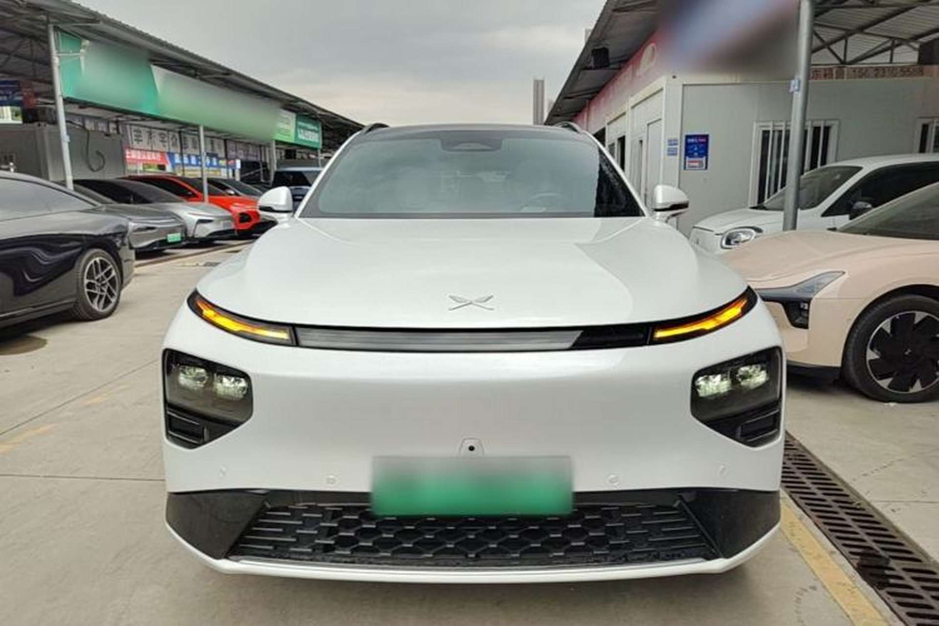 Used XPeng G9 2024 570 Max Front