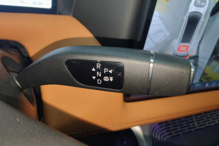 Used XPeng G9 2024 570 Pro Gear Lever