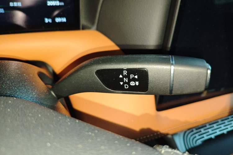 Used XPeng G9 2024 570 Pro Gear Lever