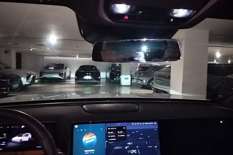 Used XPeng G9 2024 570 Max Headliner