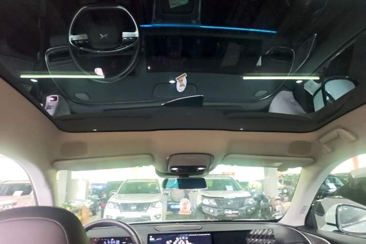 Used XPeng G9 2024 570 Max Headliner