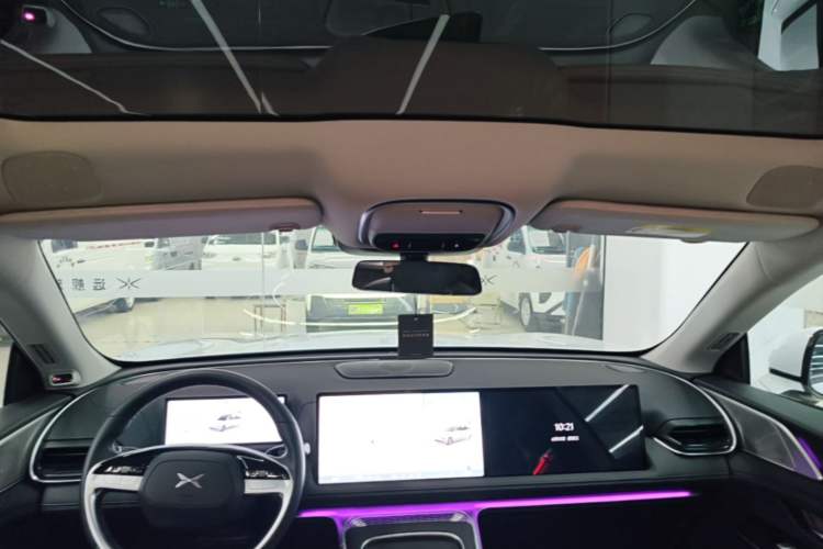 Used XPeng G9 2024 570 Max Headliner