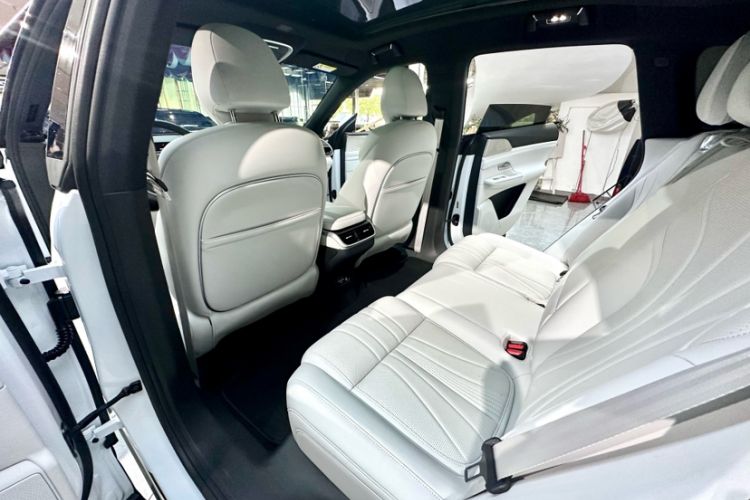 Used XPeng G9 2024 570 Max Interior 2