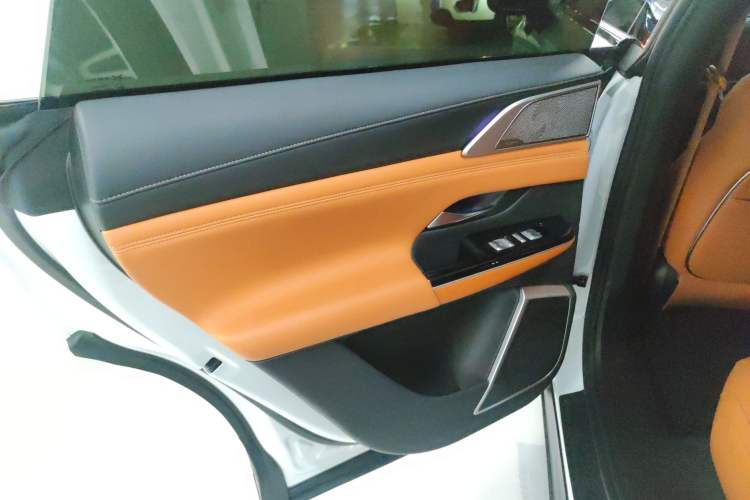 Used XPeng G9 2024 702 Max Interior 5