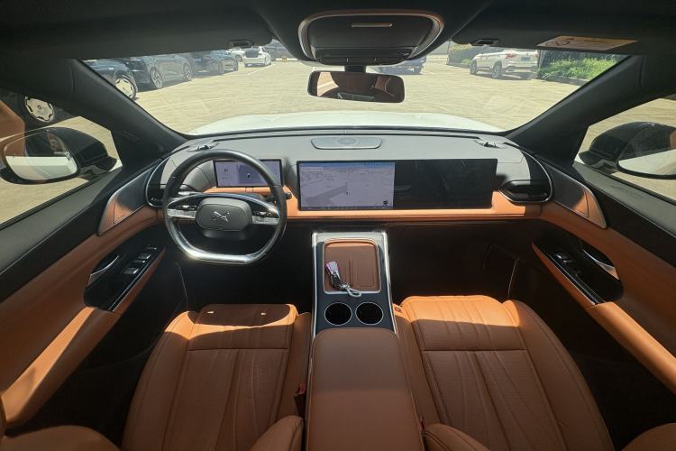 Used XPeng G9 2024 570 Max Interior 5