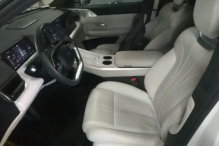 Used XPeng G9 2024 702 Max Left Front Seat