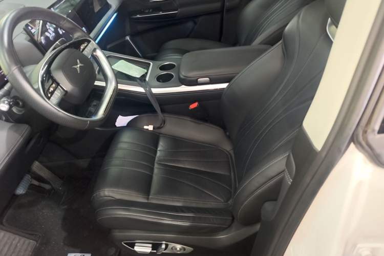 Used XPeng G9 2024 570 Max Left Front Seat