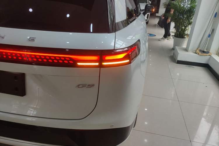 Used XPeng G9 2024 570 Max Right Rear Taillight