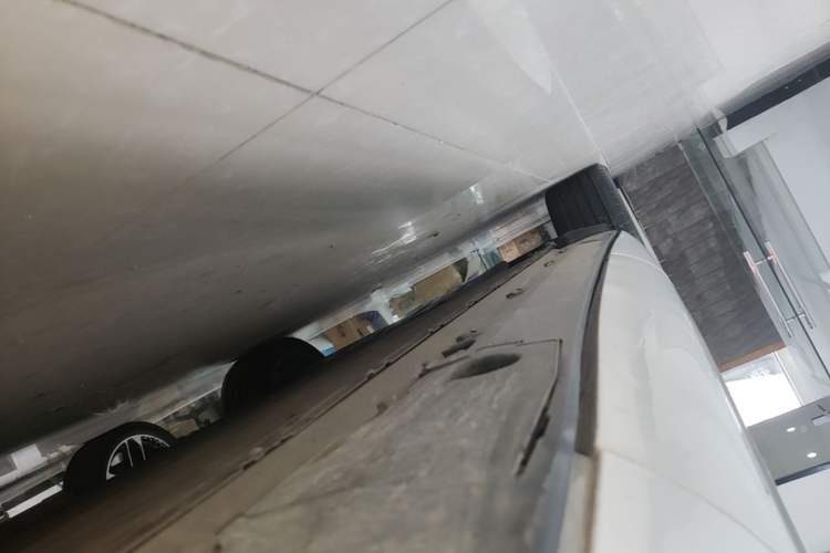 Used XPeng G9 2024 570 Max Right Side Sill