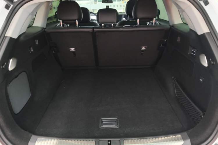 Used XPeng G9 2024 570 Max Trunk