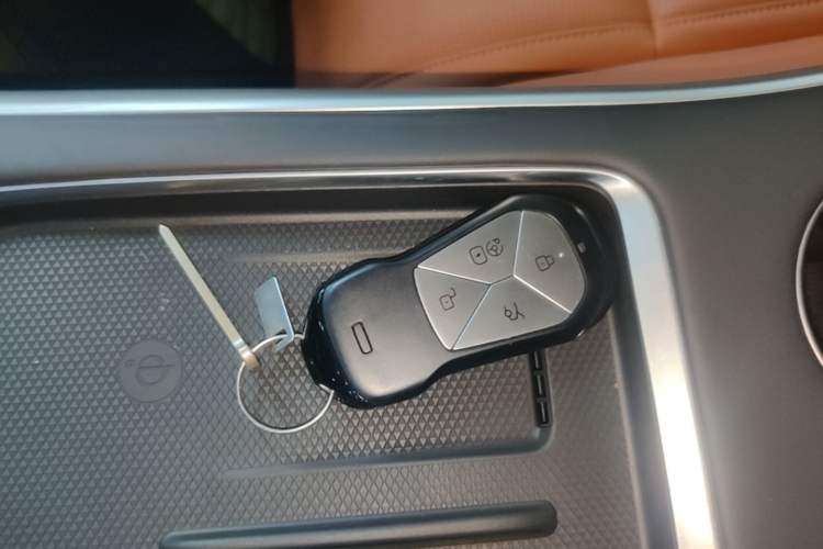 Used XPeng G9 2024 570 Max Vehicle Key