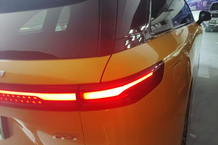 Used XPeng G9 2024 570 Max Right Rear Taillight