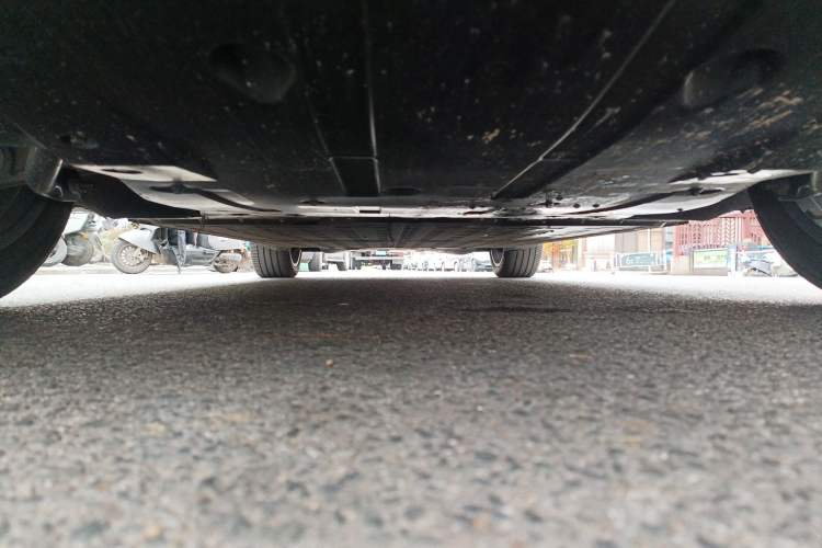 Used XPeng G9 2025 725 with Ultra-Long Range Max Chassis Front
