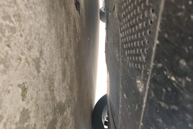 Used XPeng G9 2025 725 with Ultra-Long Range Max Chassis Front