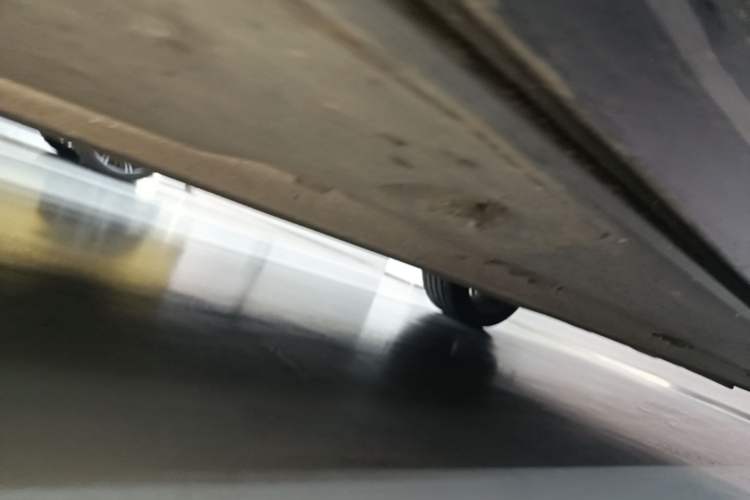 Used XPeng G9 2025 725 with Ultra-Long Range Max Chassis Front Left