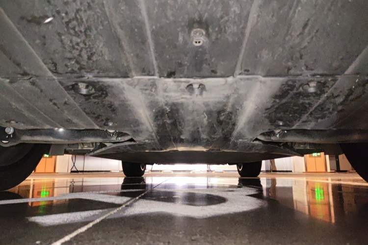 Used XPeng G9 2025 625 Long-Range Max Chassis Rear