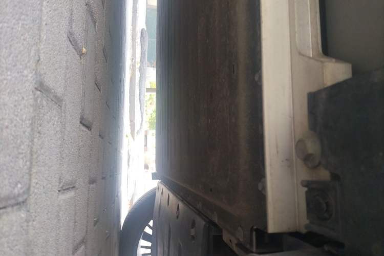 Used XPeng G9 2025 725 with Ultra-Long Range Max Chassis Rear Left