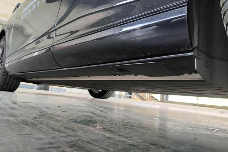 Used XPeng G9 2025 725 with Ultra-Long Range Max Chassis Rear Left