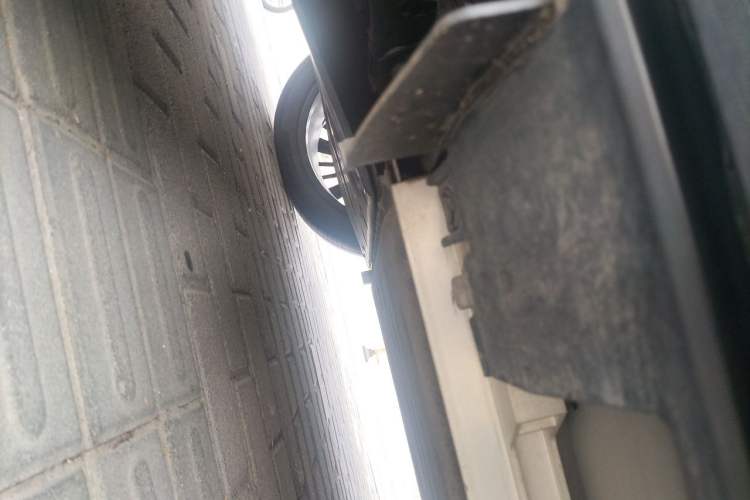 Used XPeng G9 2025 725 with Ultra-Long Range Max Chassis Rear Right