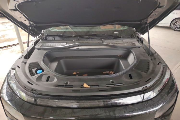 Used XPeng G9 2025 625 Long-Range Max Engine Bay