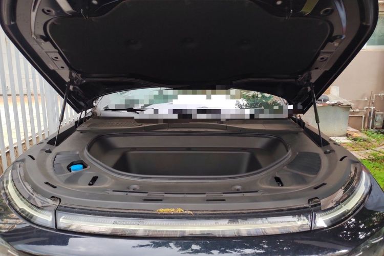 Used XPeng G9 2025 625 Long-Range Max Engine Bay