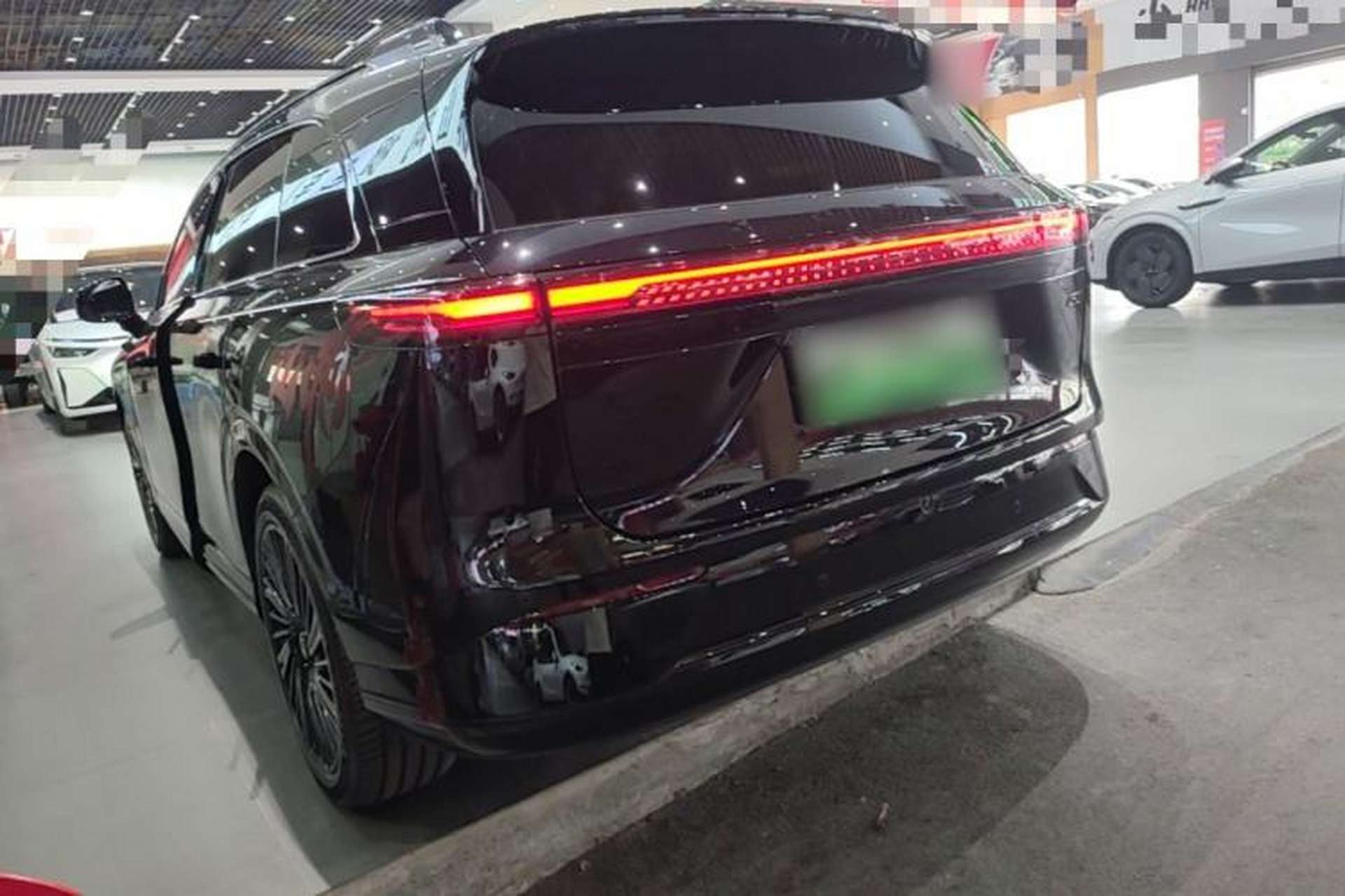 Used XPeng G9 2025 625 Long-Range Max Exterior 2