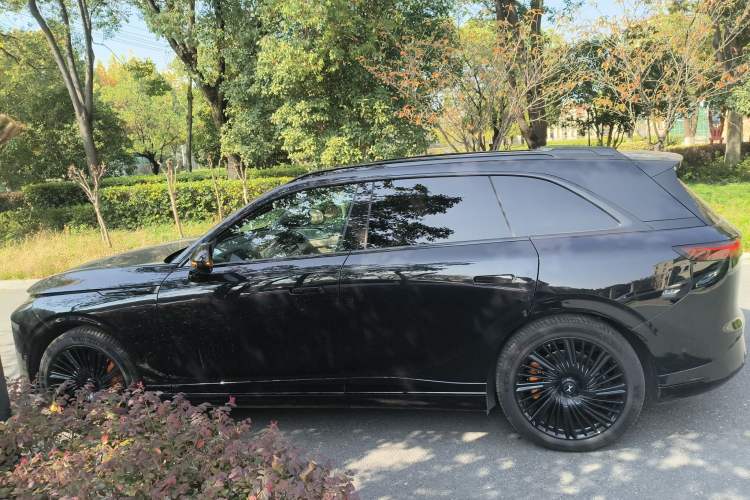 Used XPeng G9 2025 680 Ultra-Long Range All-Wheel Drive Max Exterior 3